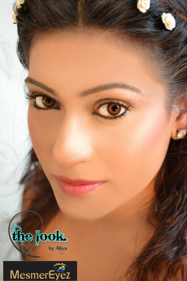 Golden Brown Natural Coloured Contact Lenses - Image 3