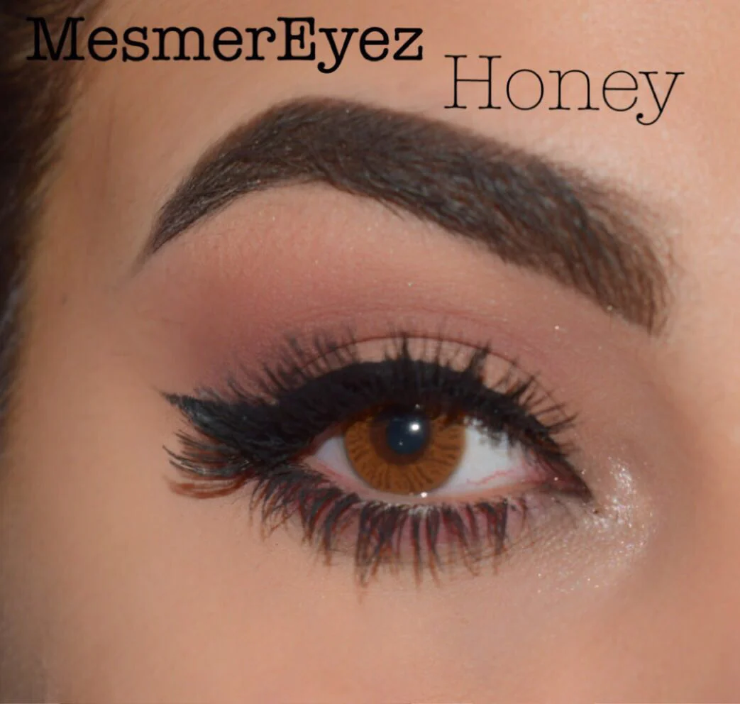 Honey Natural Coloured Contact Lenses - Image 4
